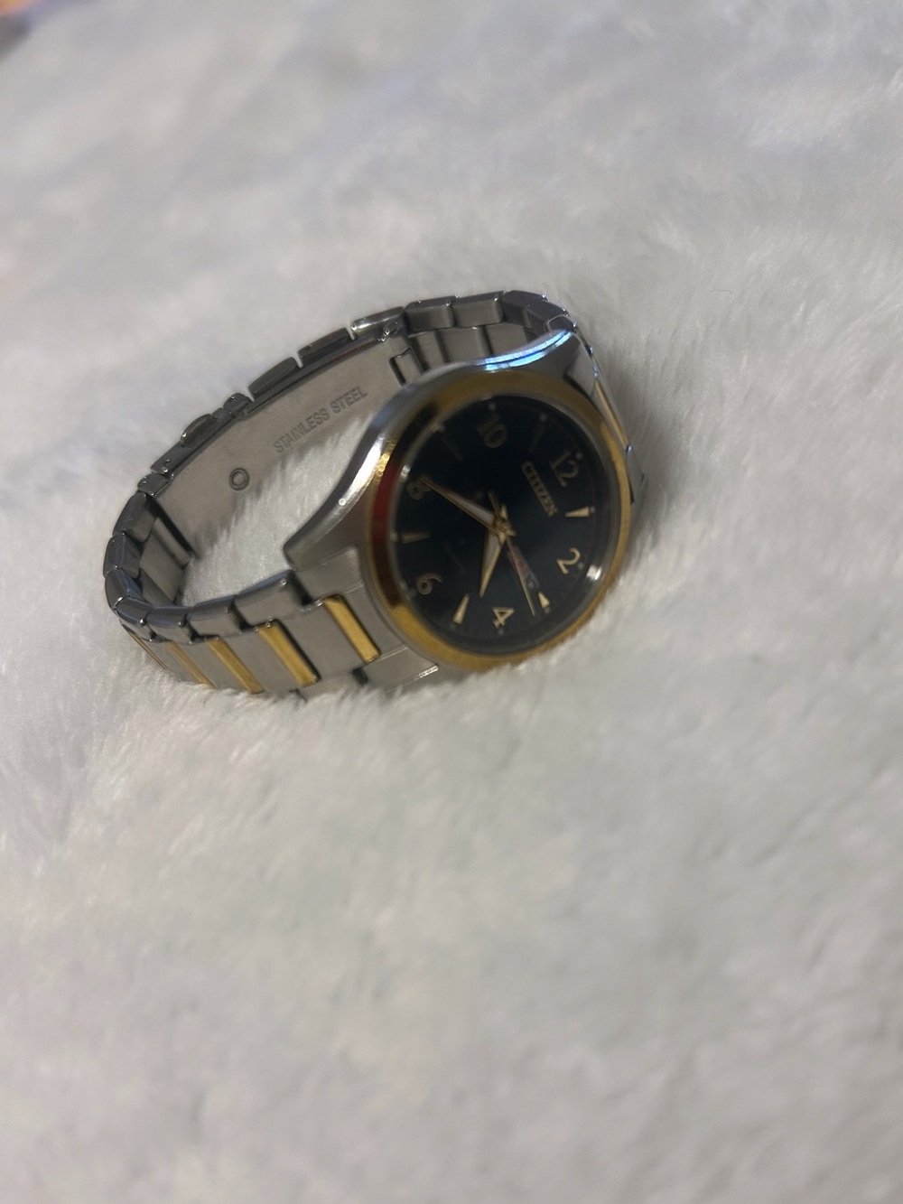 CITIZEN WOMEN’S TWO-TONE QUARTZ WATCH ✨